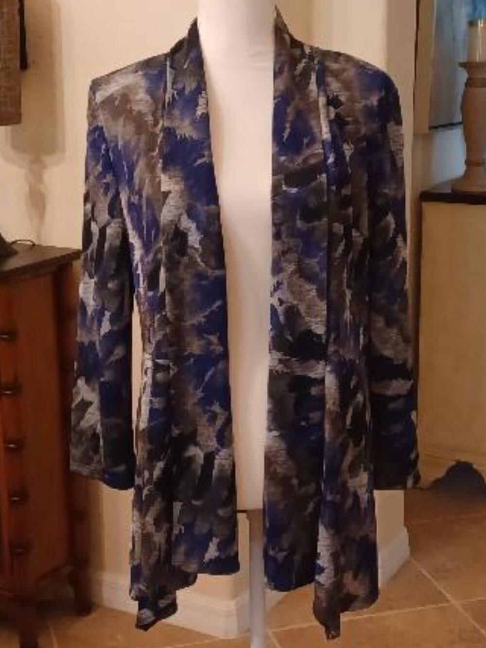 LIKE NEW! Kasper Artful Liquid Knit Fluid Drape Cardigan Size Medium